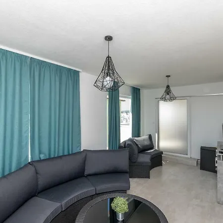Ivan Apartment